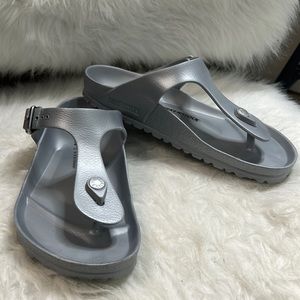 BIRKENSTOCK, SILVER GRAY THONG, NWOT SZ 39